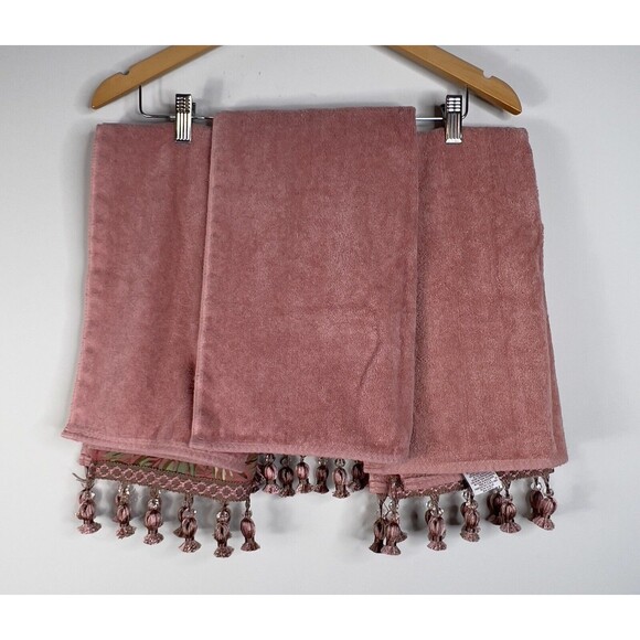AVANTI Vintage Decorative Towel Set 3 Hand Towels With Tassels Rose Mauve Pink - Picture 2 of 6
